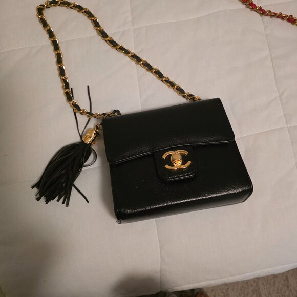 Chanel purse - Picture 1 of 5